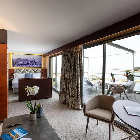 Hotel Thalazur Ile Rousse - &
