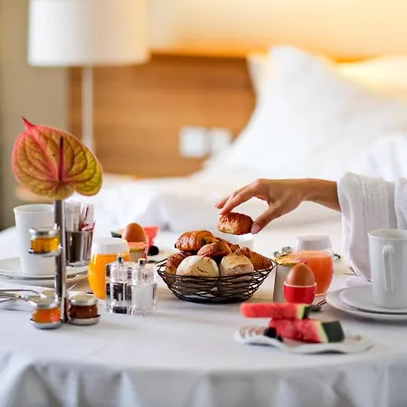 Hôtel&spa île Rousse By Thalazur Hotel