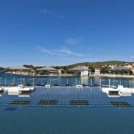 Hotel Hôtel&spa île Rousse By Thalazur