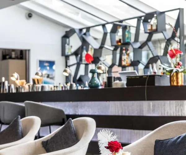 מלון Thalazur Ile Rousse - & 5*