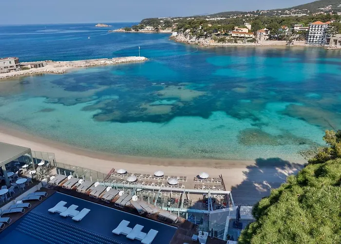 מלון Thalazur Ile Rousse - & 5*